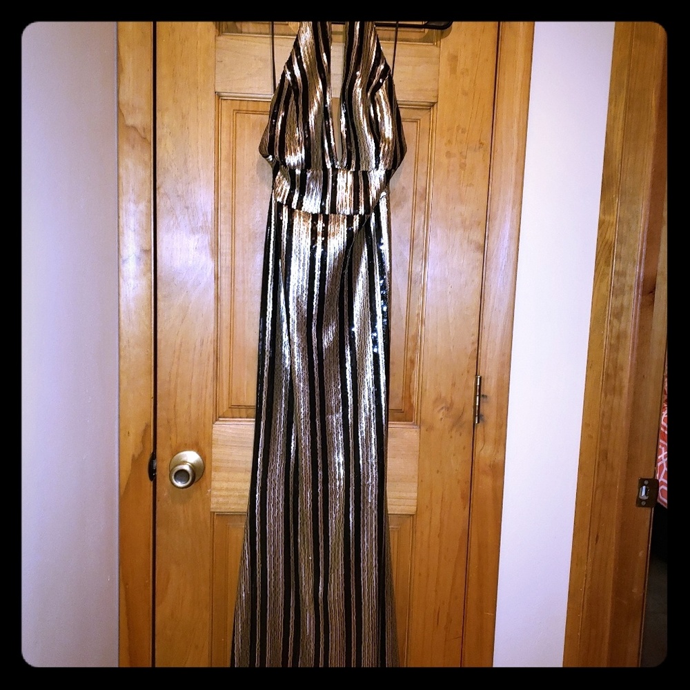 Fashion nova stay in your line maxi dress